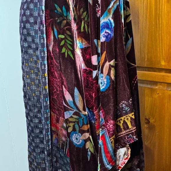 Johnny Was Kimono velvet floral and geometric burnout pattern - Size XL - Picture 16 of 16